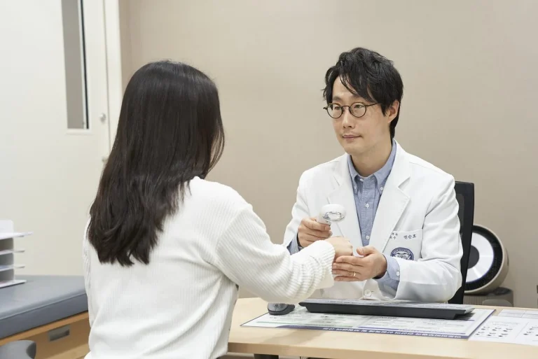 건선 환자 매년 15만 명 이상, 건조한 겨울 지나 4~5월에 정점
