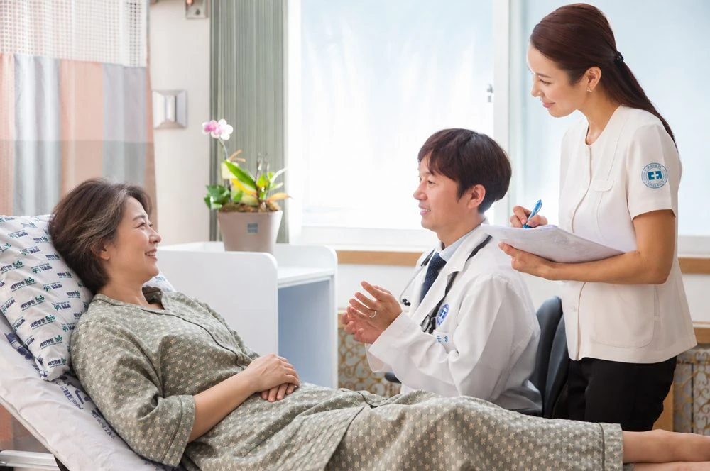 건강검진 앞두고 가족력 확인, 암 말고 심혈관질환·치매도 살펴야