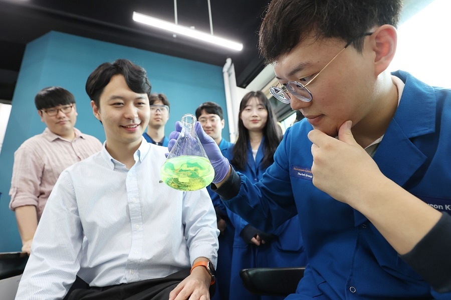 세계 최초 ‘원자 편집’ 성공, 신약 개발 혁신 가능할까