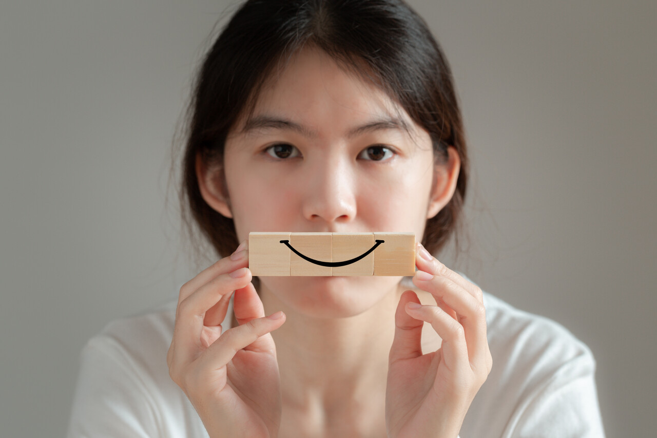 우리나라에서는 감정을 내면화하는 경우가 흔하다 / Designed by Freepik (https://www.freepik.com/)