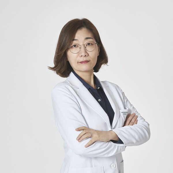 코로나19 산모의 척추마취 안전성 밝혀… 김건희 전문의, 산과마취학회 우수논문상 수상